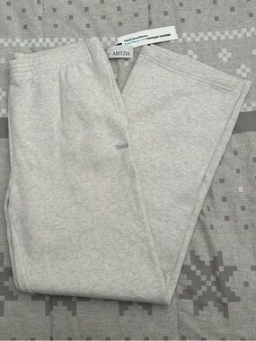 Aritzia - Cozy Fleece Perfect Straight Sweatpants, Tall